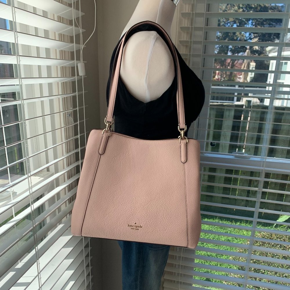 Kate Spade Light Pink/Blush Pebble Stone Leather Shoulderbag
